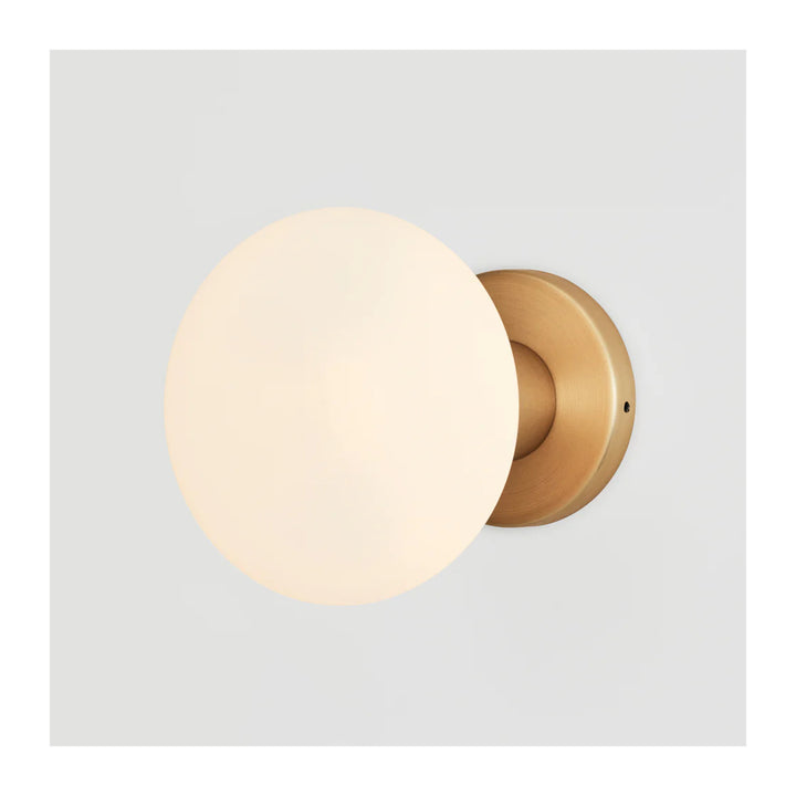 Lochan Wall Light in Brass + Oval